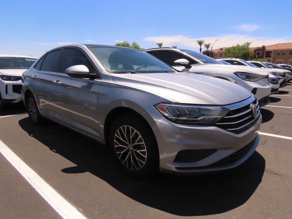 Thumbnail: 2021 Volkswagen Jetta - 3