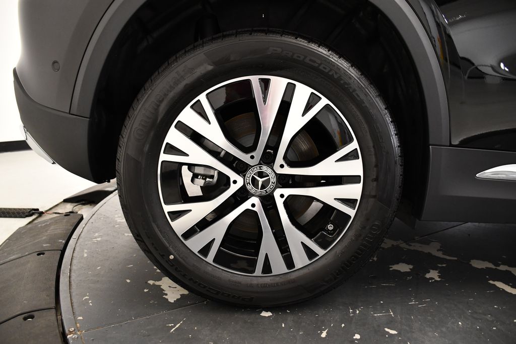 Thumbnail: 2025 Mercedes-Benz GLA - 15