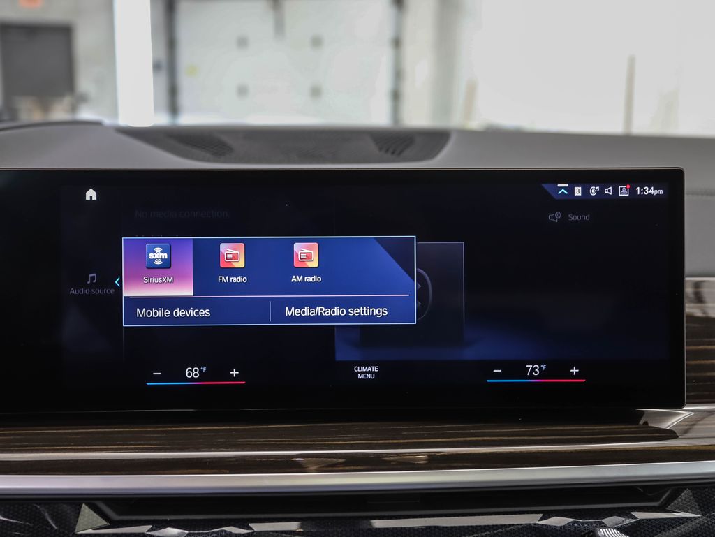 Thumbnail: 2023 BMW X7 - 17