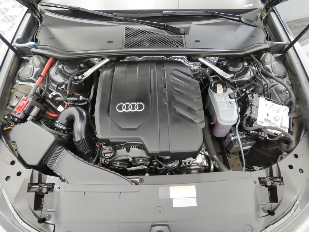 Thumbnail: 2022 Audi A6 - 28