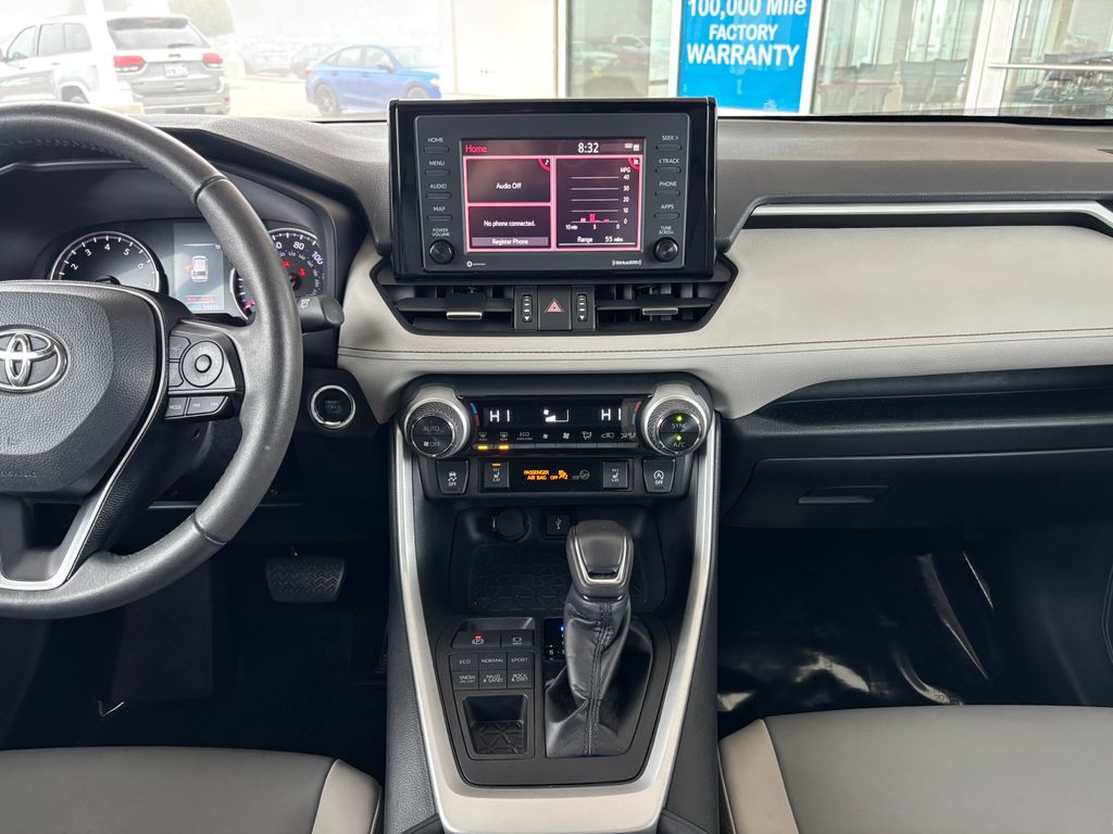 Thumbnail: 2021 Toyota RAV4 - 13