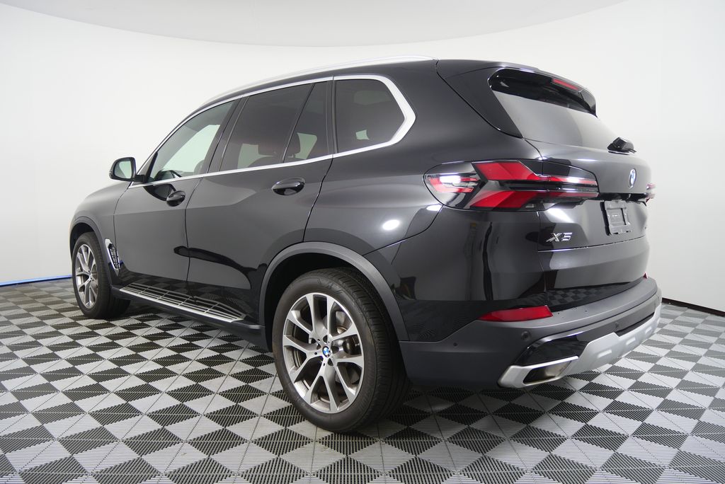 Thumbnail: 2025 BMW X5 - 5