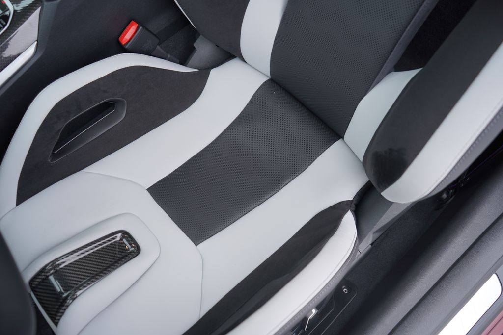 2025 BMW M4 Competition 12