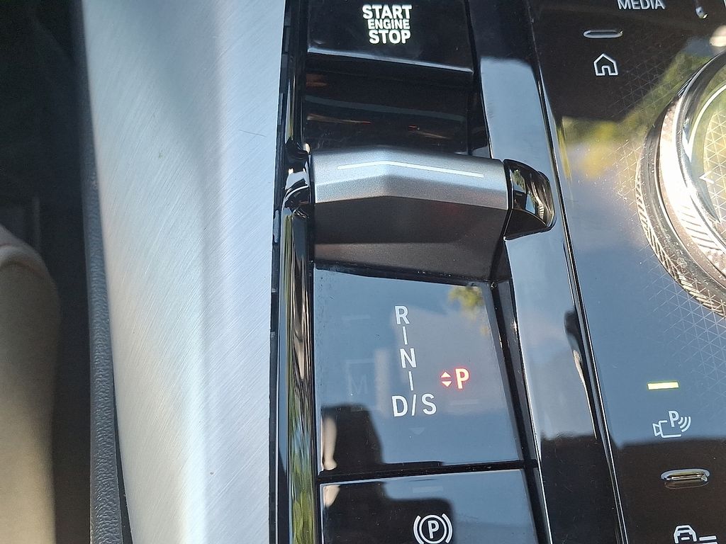 Thumbnail: 2025 BMW X3 - 15