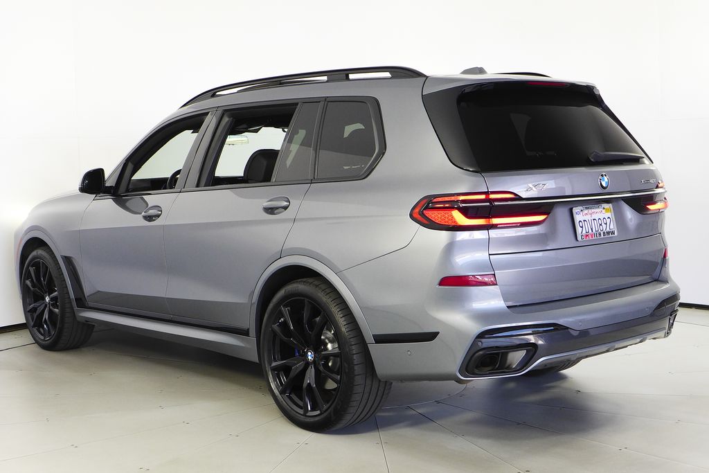 Thumbnail: 2023 BMW X7 - 9