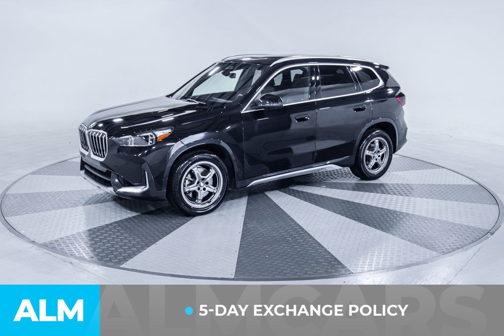 Used 2025 Black BMW xDrive28i image 3