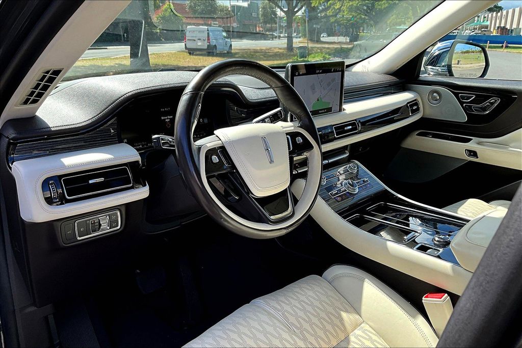 Used 2022 Gray Lincoln Black Label image 13