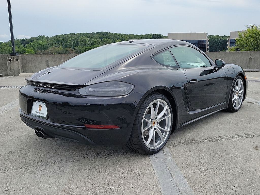 Thumbnail: 2024 Porsche 718 Cayman - 8