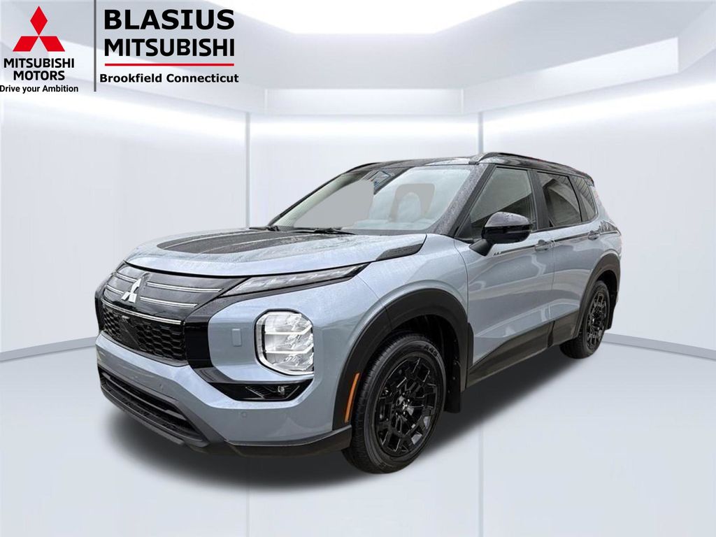 Moonstone Gray/Black Roof 2026 Mitsubishi Outlander SUV / Crossover All-Wheel Drive Continuously Variable Transmission