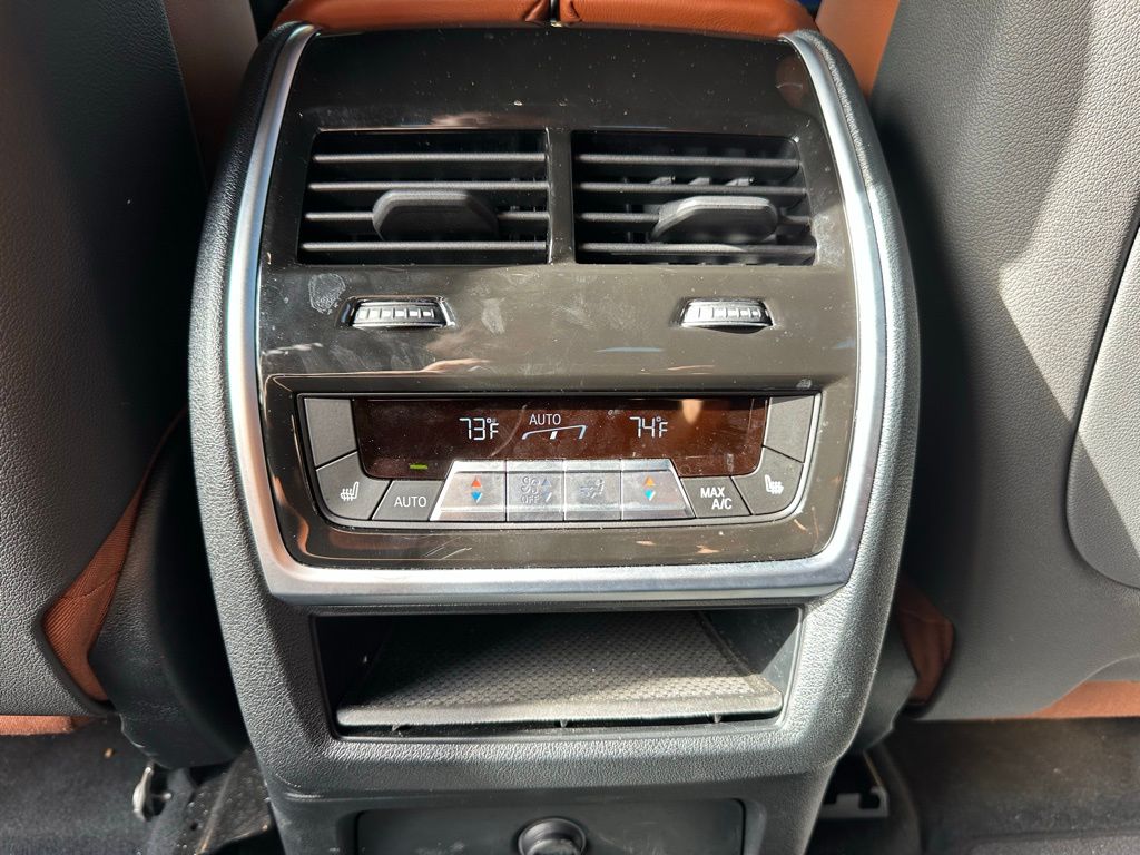 Thumbnail: 2023 BMW X6 - 32