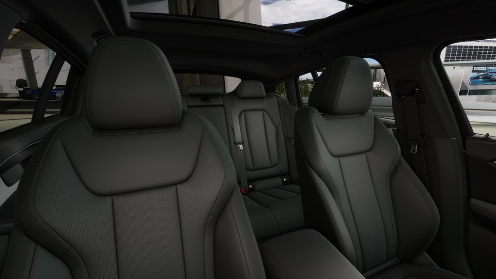 2025 BMW X4 M40i 11