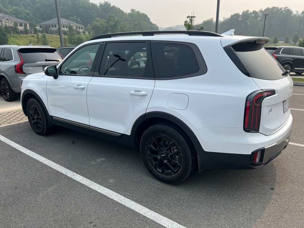 Used 2023 White Kia SX-Prestige X-Pro image 10