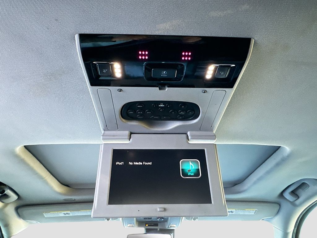 2020 GMC Yukon Denali - Photo 30