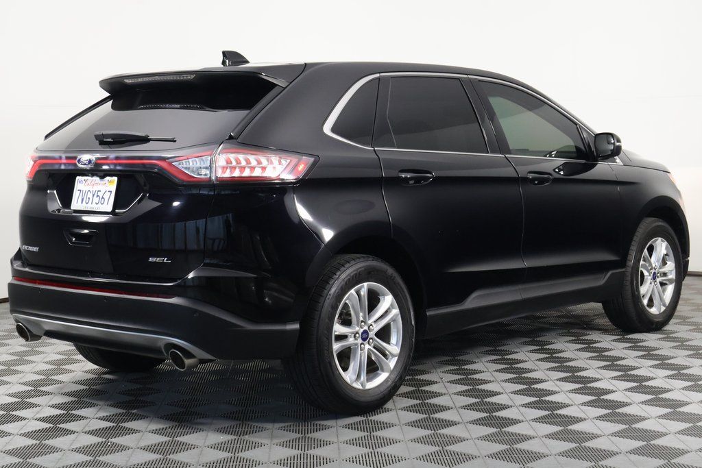 Thumbnail: 2016 Ford Edge - 4