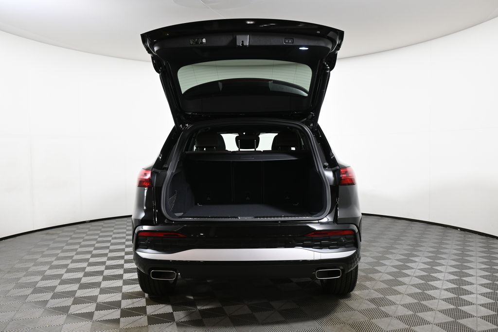 Thumbnail: 2025 Audi Q5 - 29