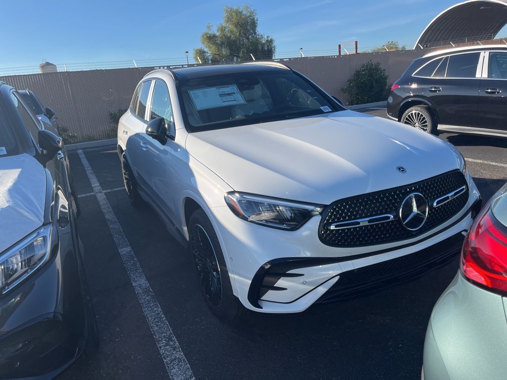 Thumbnail: 2026 Mercedes-Benz GLC - 3