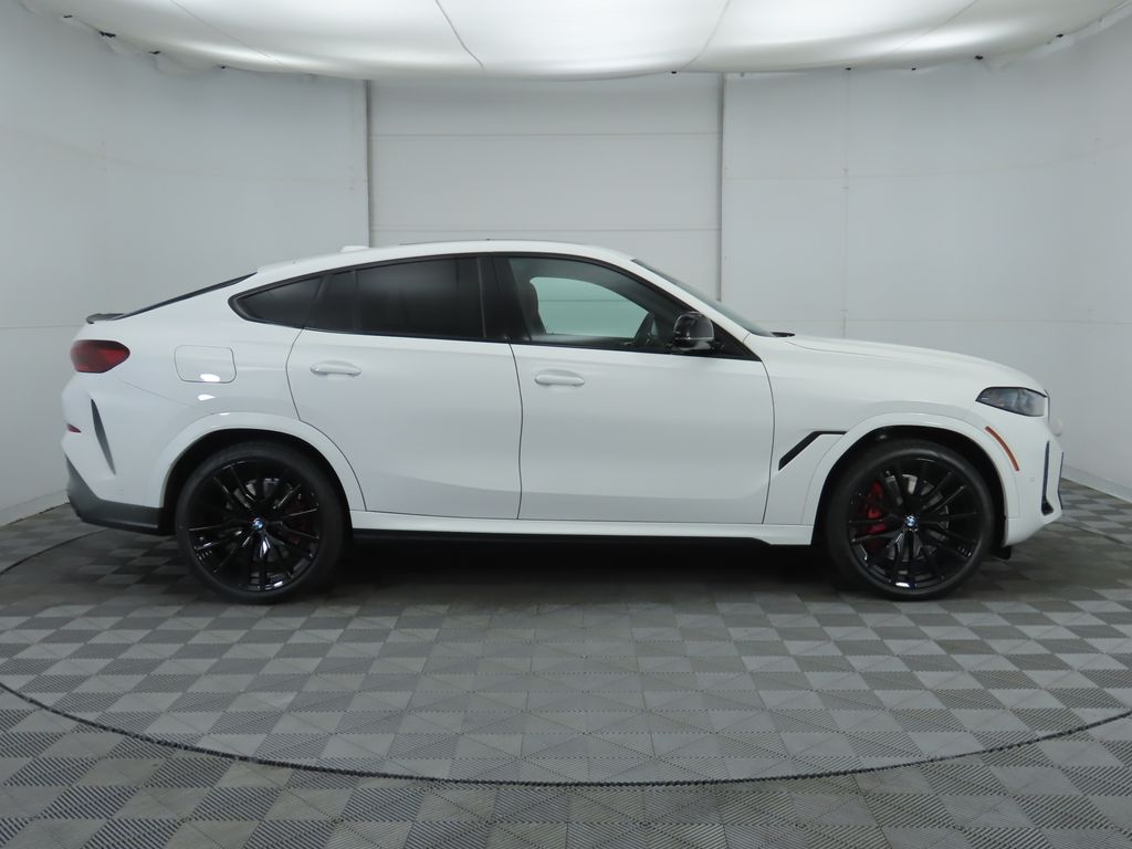 Thumbnail: 2026 BMW X6 - 4