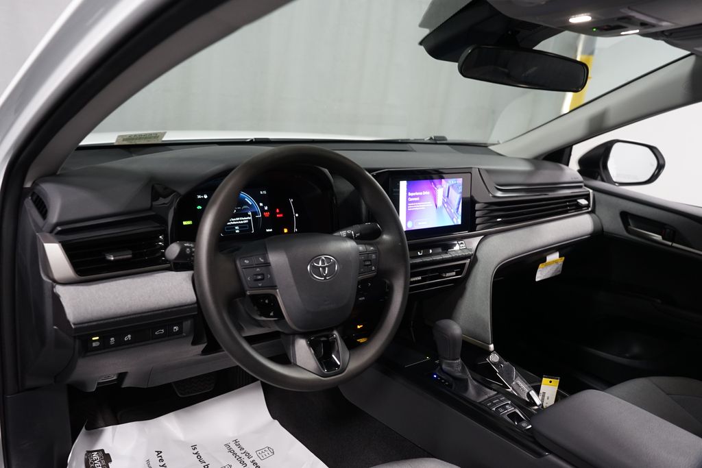 Thumbnail: 2025 Toyota Camry - 11