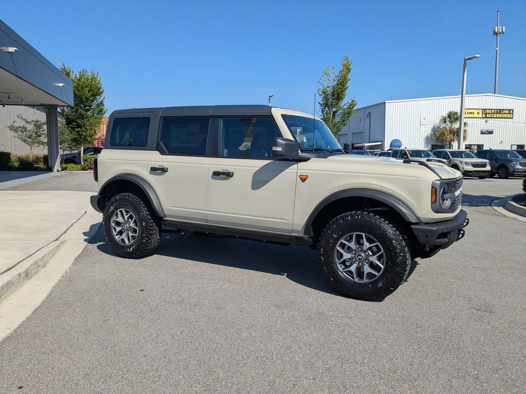 2025 Ford Bronco Badlands