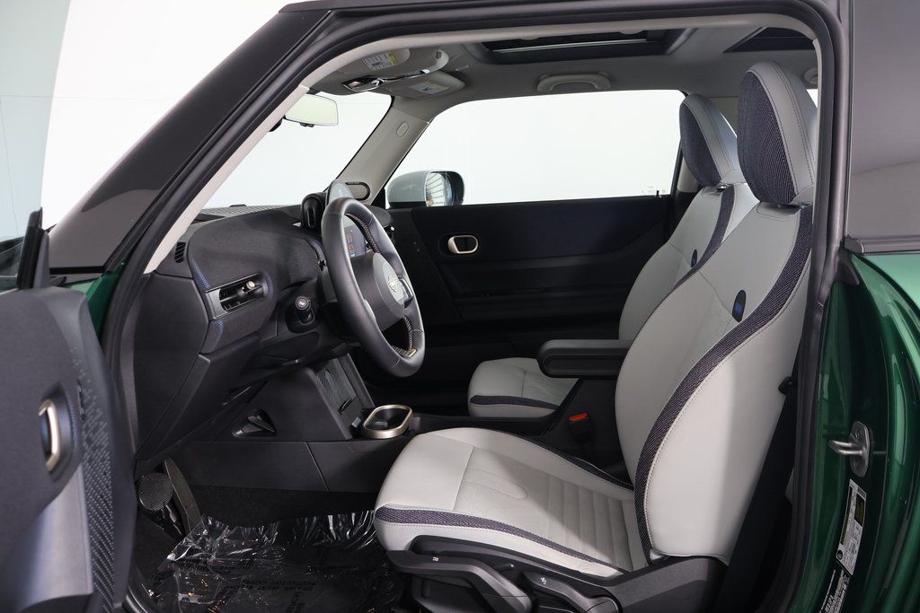 Thumbnail: 2025 MINI Cooper - 9