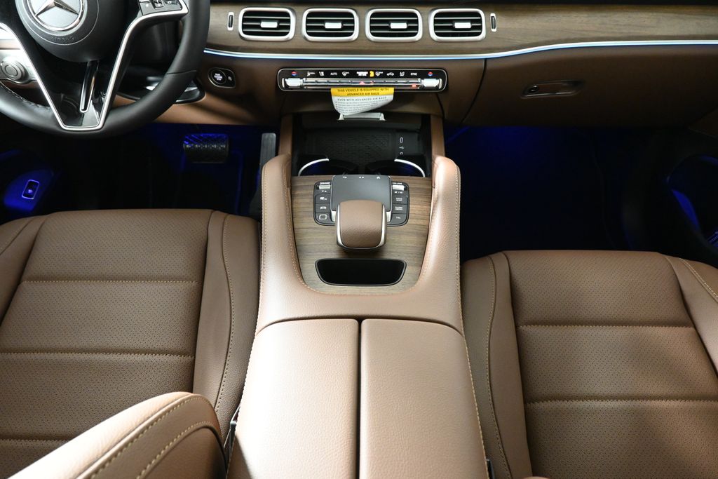 Thumbnail: 2026 Mercedes-Benz GLE - 19