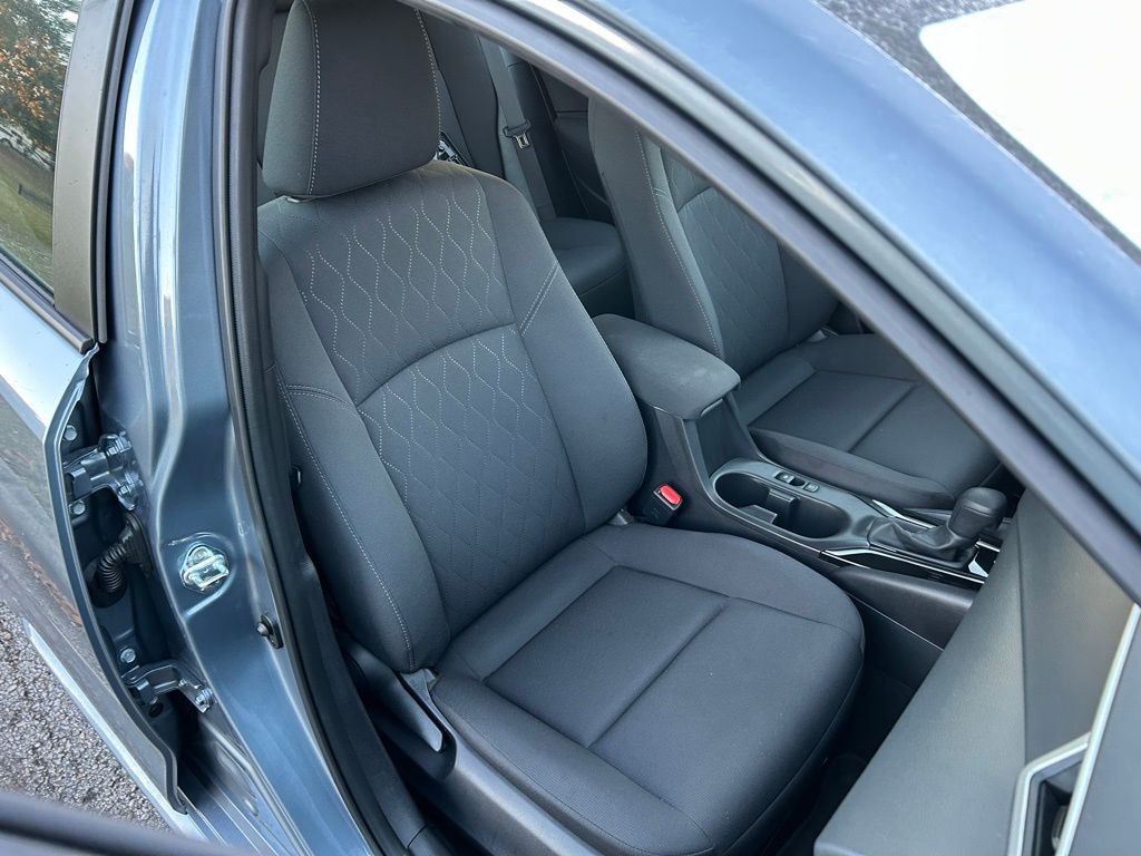 Thumbnail: 2025 Toyota Corolla - 15