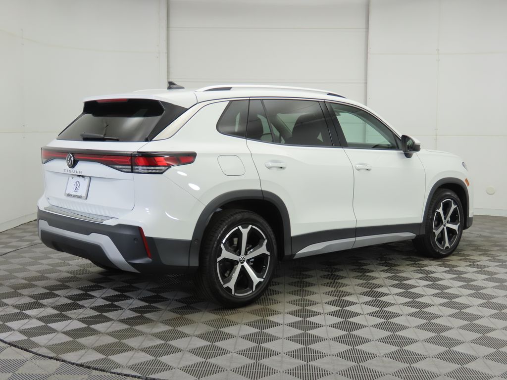 Thumbnail: 2026 Volkswagen Tiguan - 5