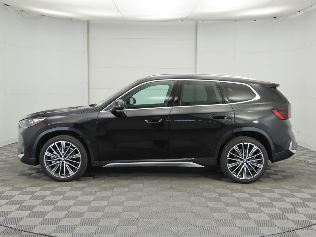 Thumbnail: 2026 BMW X1 - 8