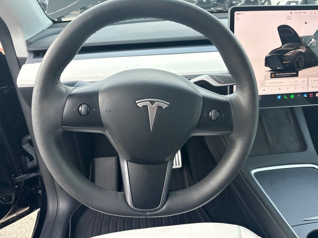 Thumbnail: 2023 Tesla Model Y - 12