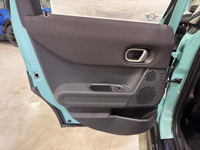 Thumbnail: 2026 MINI Cooper - 19