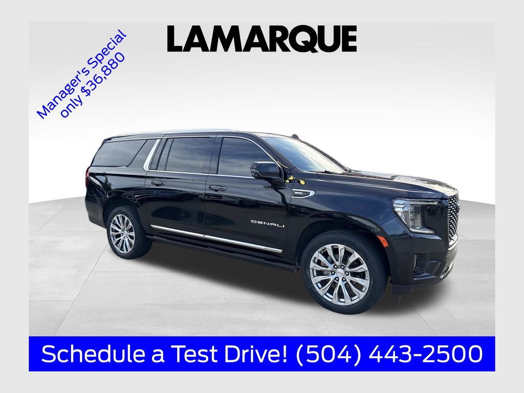 Onyx Black 2023 GMC Yukon XL SUV / Crossover 4X2