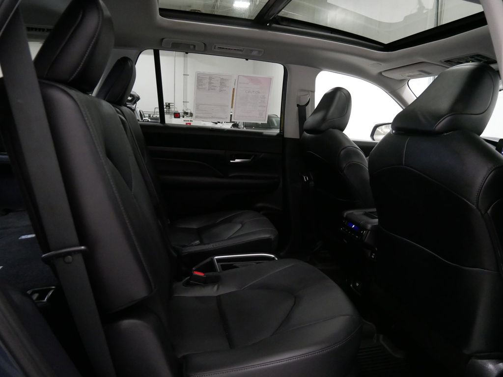 Used 2024 Toyota Grand Highlander SUV