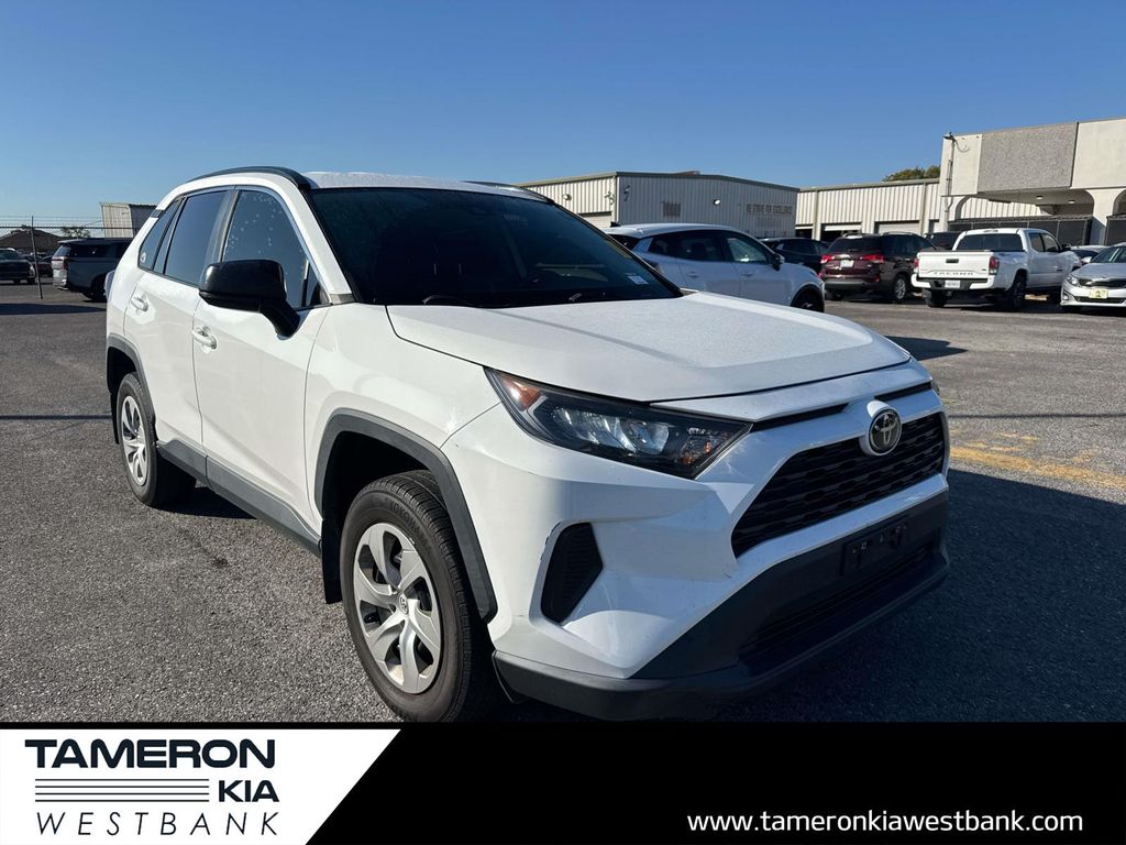 2021 Toyota RAV4 LE AWD