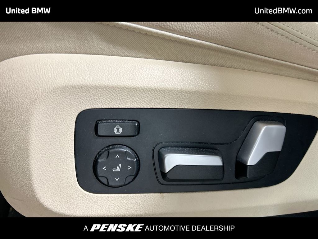 2021 BMW X5 sDrive40i 12