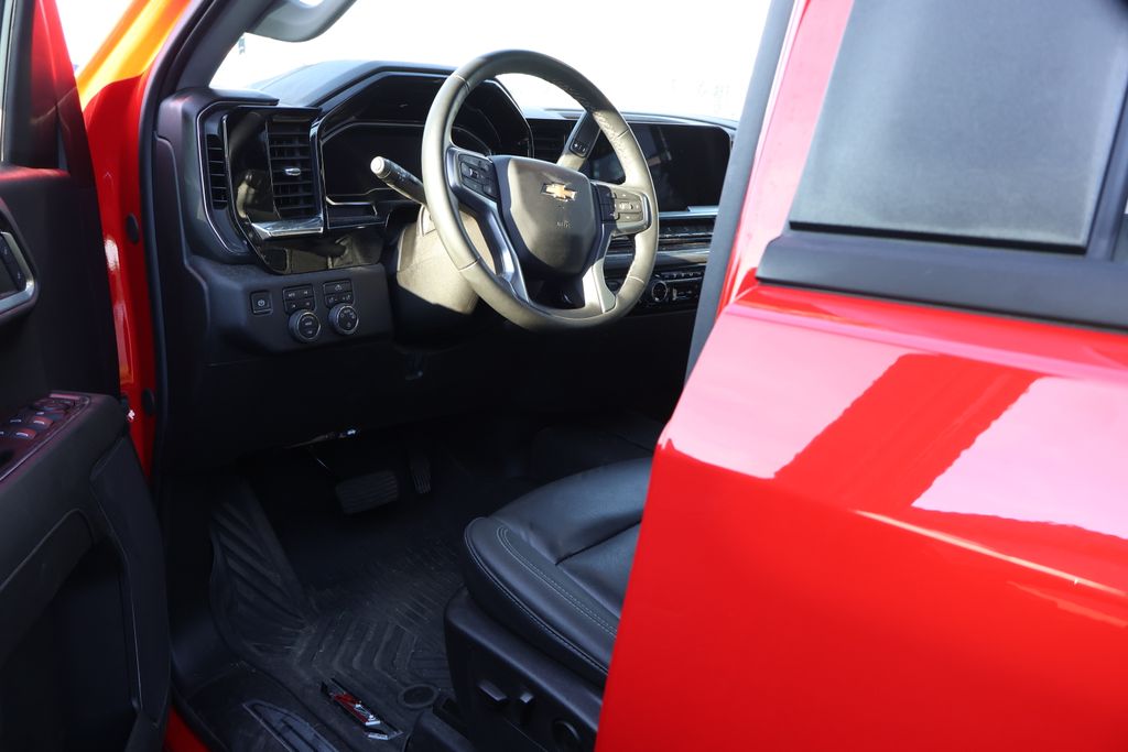 Thumbnail: 2024 Chevrolet Silverado 1500 - 11