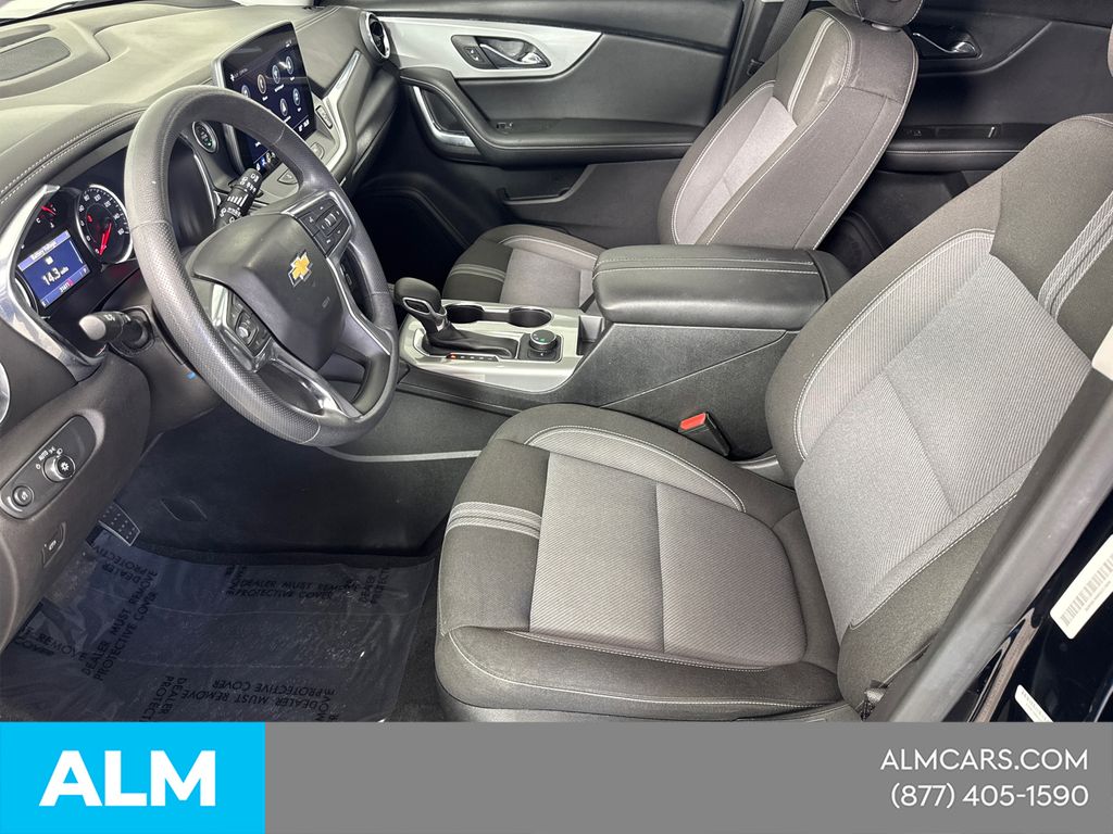 Used 2025 Black Chevrolet LT image 12