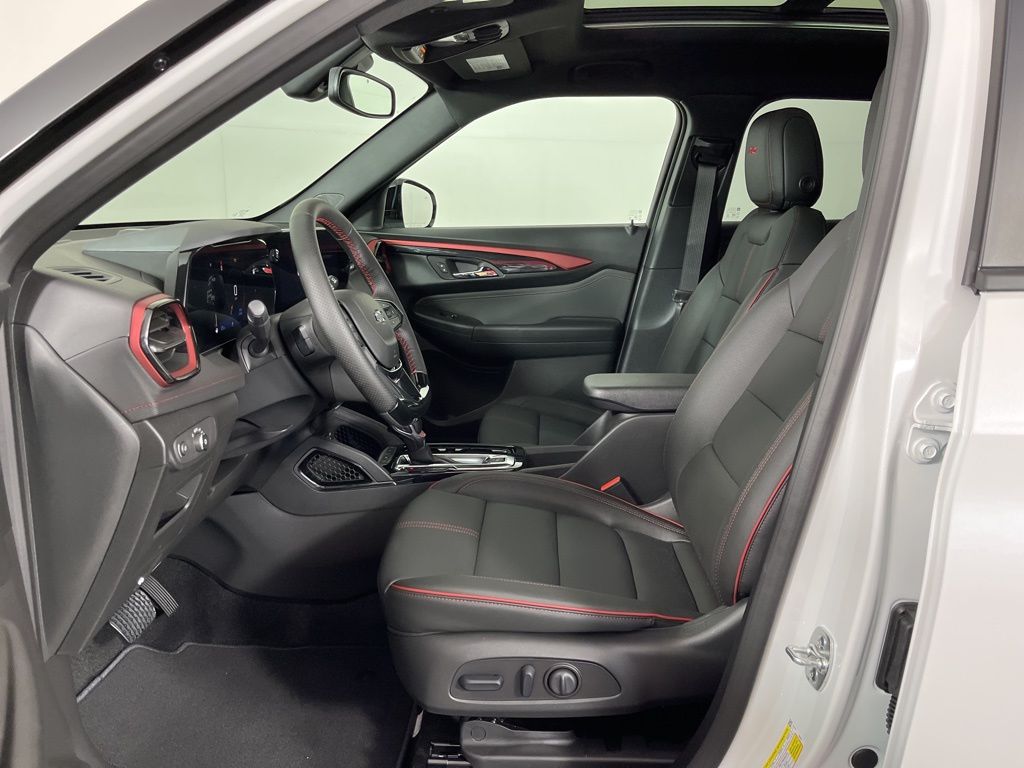 2025 Chevrolet TrailBlazer RS 23