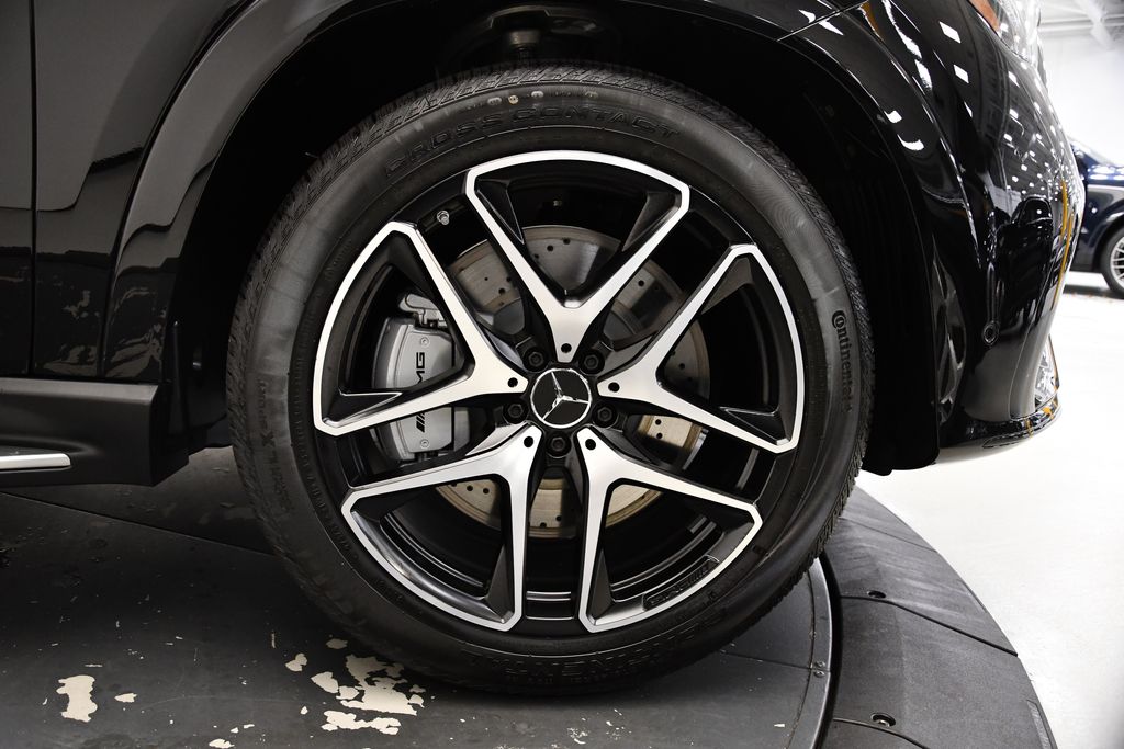 Thumbnail: 2025 Mercedes-Benz GLE - 16