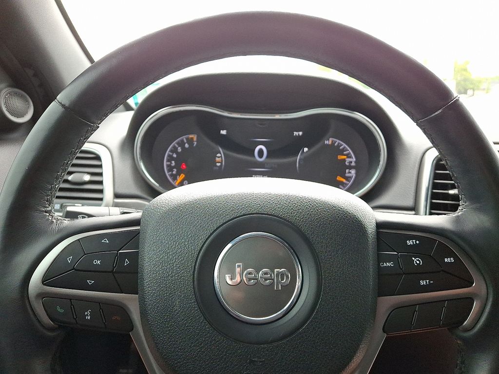 Thumbnail: 2018 Jeep Grand Cherokee - 19