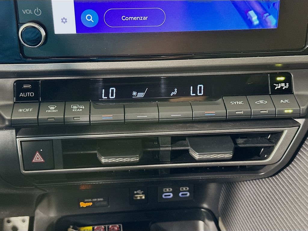 Thumbnail: 2025 Toyota Camry - 15
