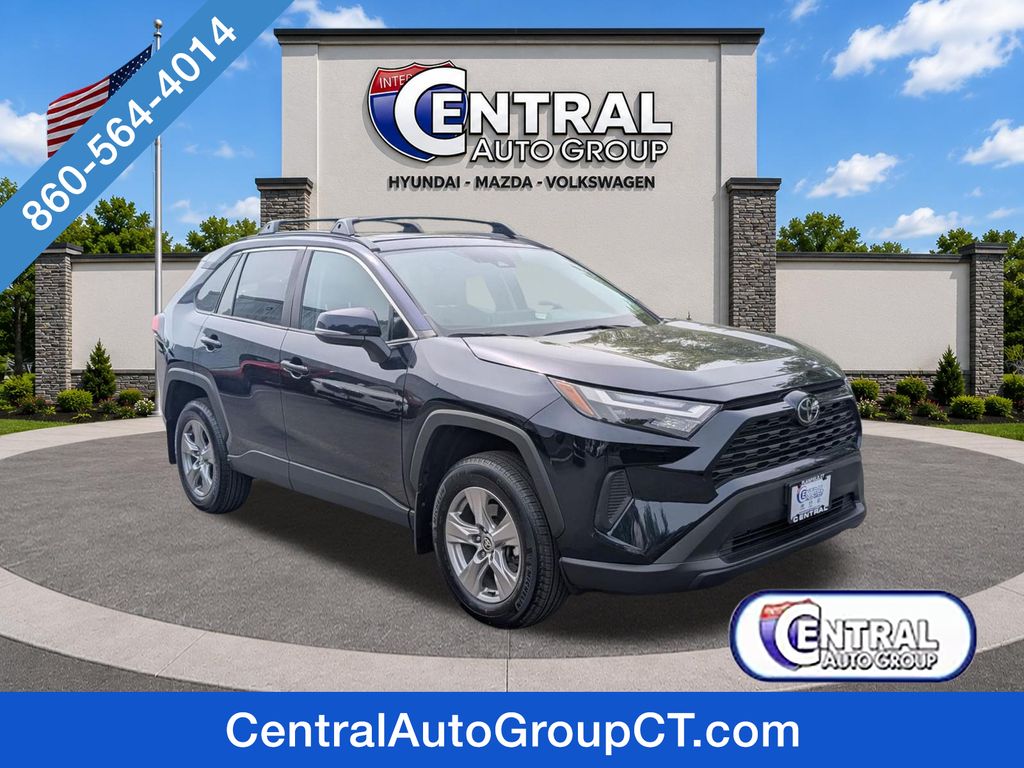  2023 Toyota RAV4 XLE AWD   
