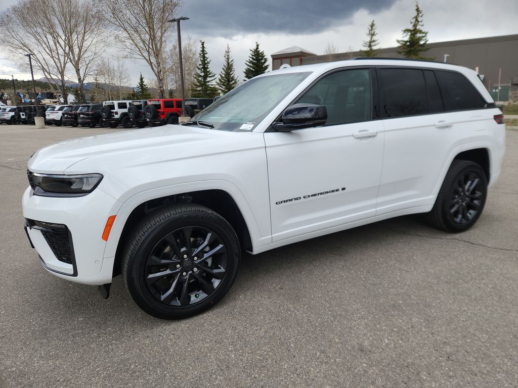 2026 Jeep Grand Cherokee Limited Reserve