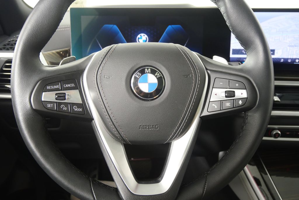 Thumbnail: 2025 BMW X5 - 21