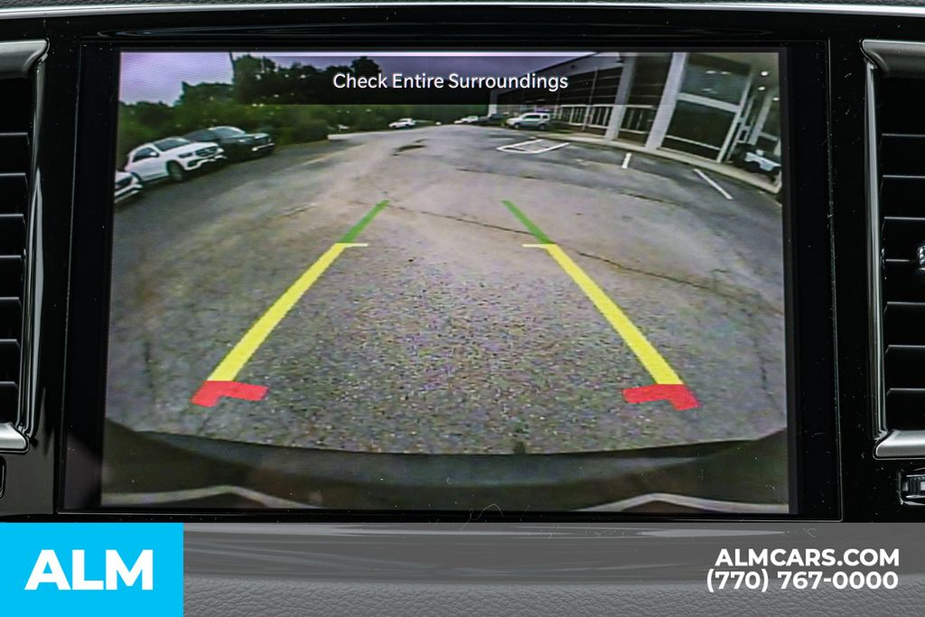 Used 2023 Black Chrysler Touring L image 38