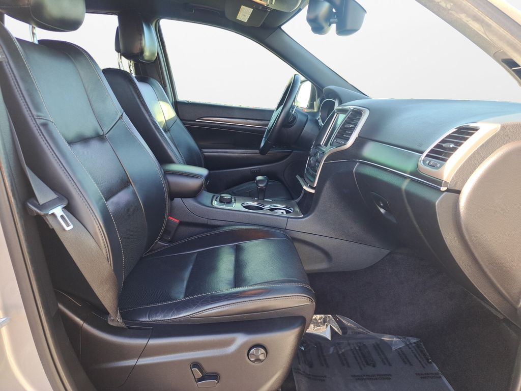 Used Car 2015 Jeep Grand Cherokee  Limited For Sale Under $10,000 In Austin, Texas