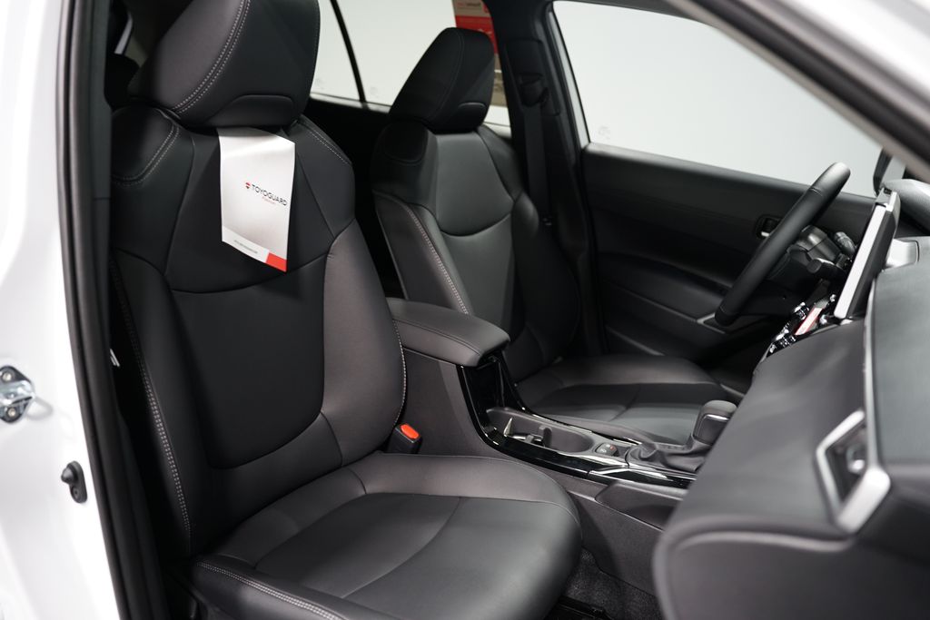 2025 Toyota Corolla Cross XLE 27