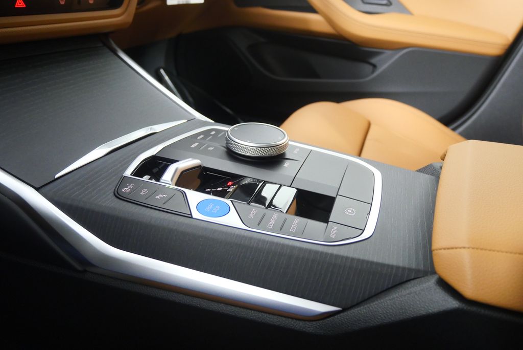 Thumbnail: 2026 BMW i4 - 22