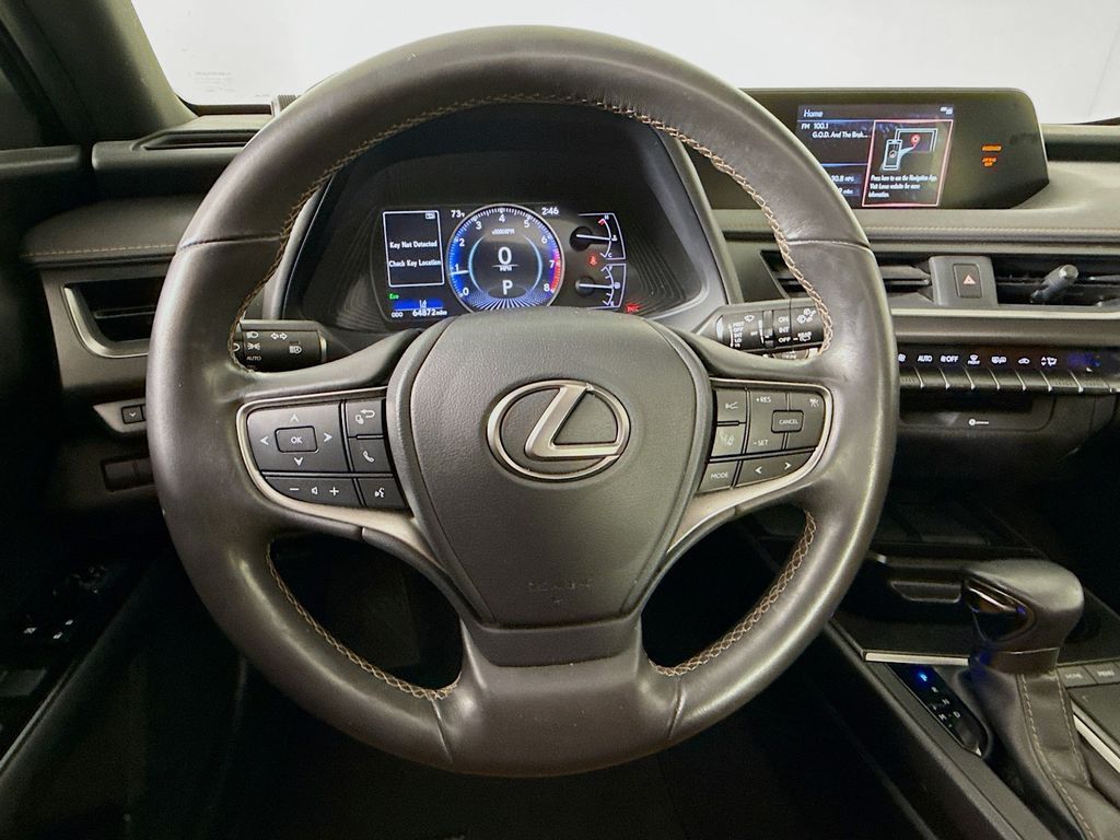 Thumbnail: 2020 Lexus UX - 11