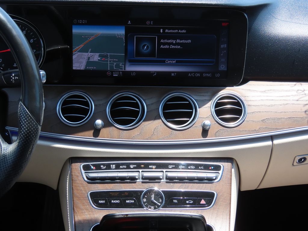 Thumbnail: 2018 Mercedes-Benz E-Class - 8