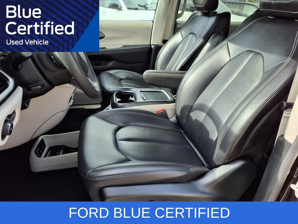 2024 Chrysler Pacifica Touring L Black at Community Honda
